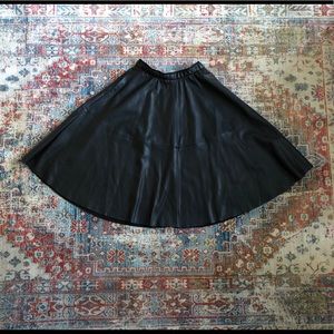 Zara midi skirt with pockets and hidden zipper